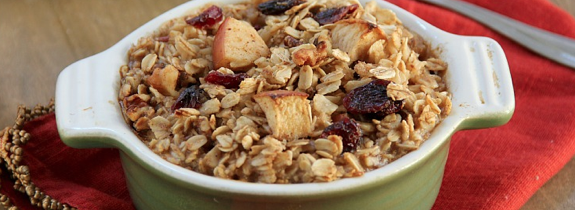 Apple Cinnamon Oatmeal Breakfast